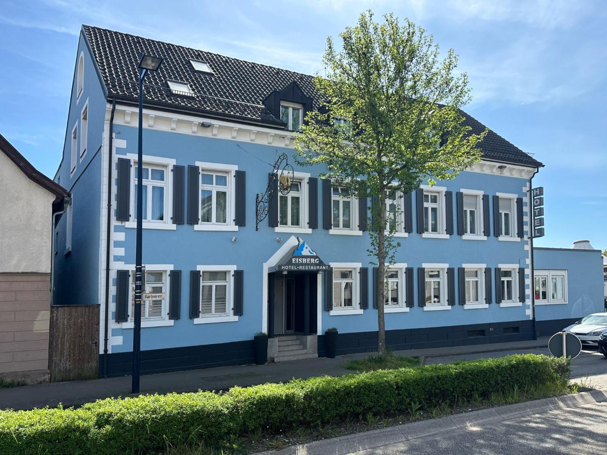 Eisberg Hotel Schwanen لار المظهر الخارجي الصورة